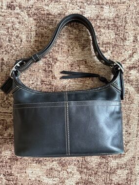 Coach Black Leather Shoulder and Crossbody Bag with Contrast Stitching